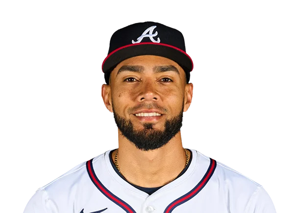 Robert Suarez