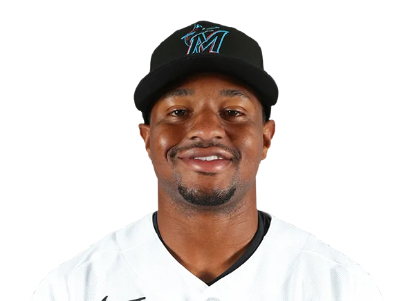 Xavier Edwards headshot