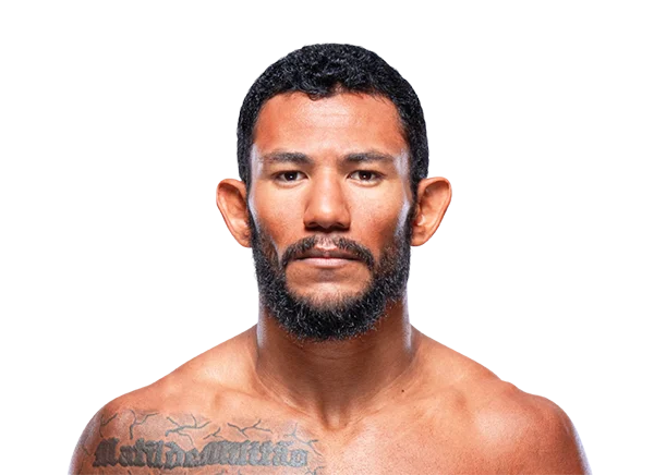 Rafael Alves headshot