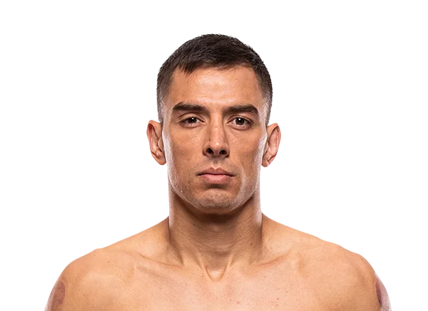 Miguel Torres headshot