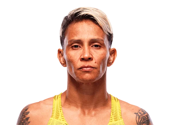 Amanda Lemos headshot