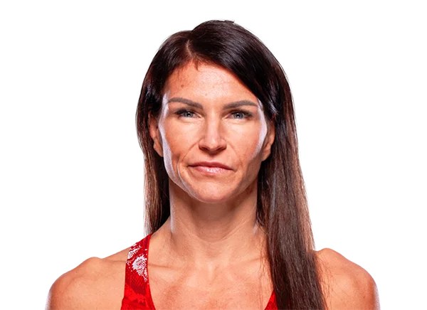 Stephanie Egger headshot