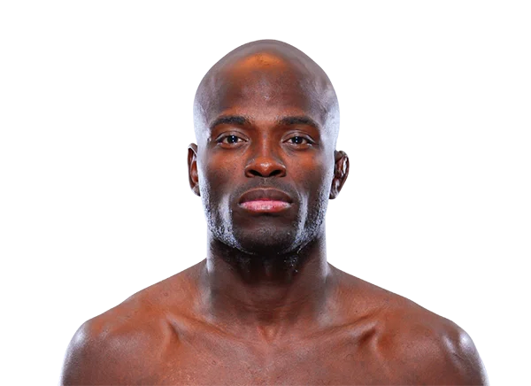 Marcos Mariano headshot