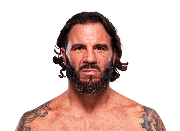 Clay Guida headshot